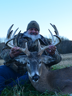 Trophy Whitetail Hunt Florida