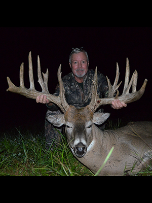 Trophy Whitetail Hunt Florida