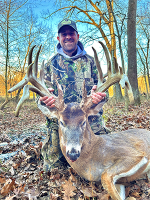 Trophy Whitetail Hunt Iowa
