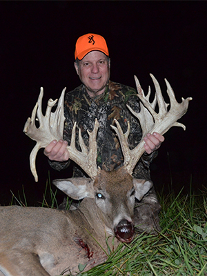 Trophy Whitetail Hunt Illinois