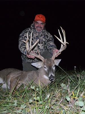 Trophy Whitetail Hunt Illinois